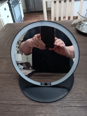8 Inch LED Lighted Round Makeup Mirror - Black